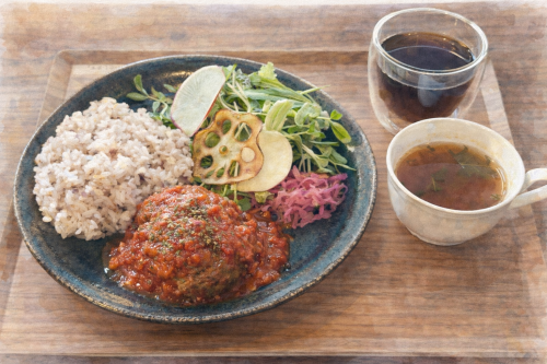 ◇トマト煮込みハンバーグ.png