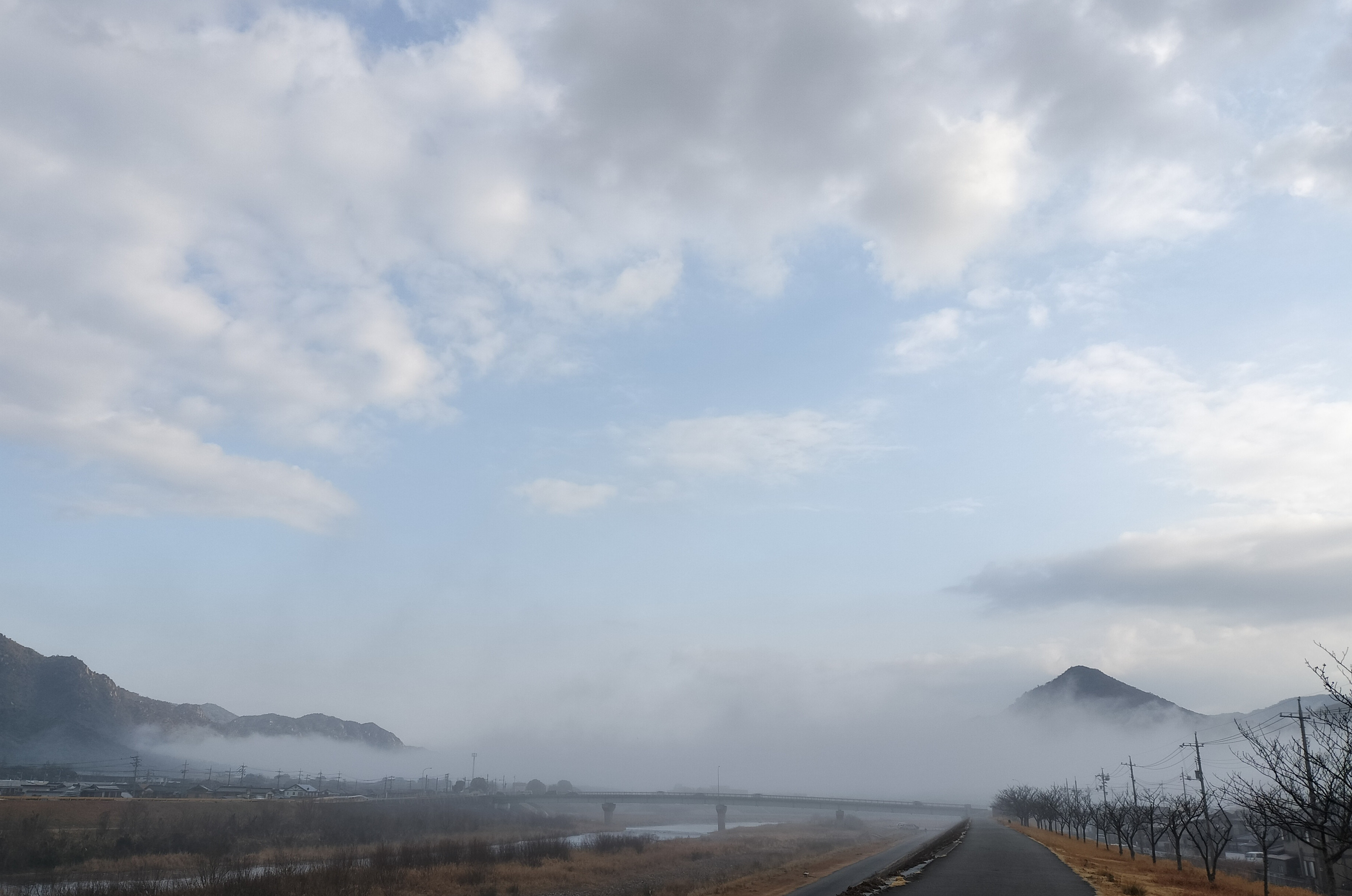 4月カレンダー更新いたしました✨