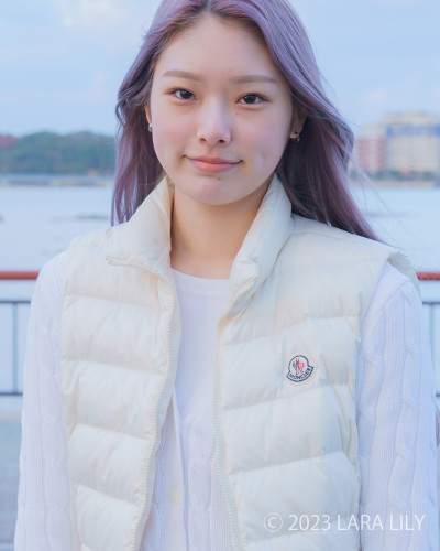 A7306785adj.jpg