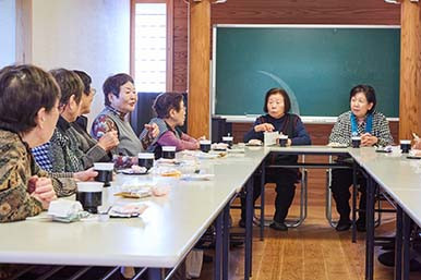 婦人会例会.jpg
