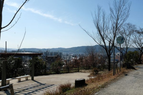京都東山方面を見る.JPG