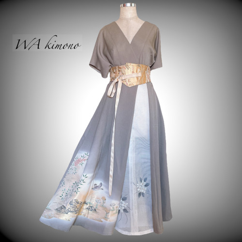 雀金刺繍アクセントカラーワンピース