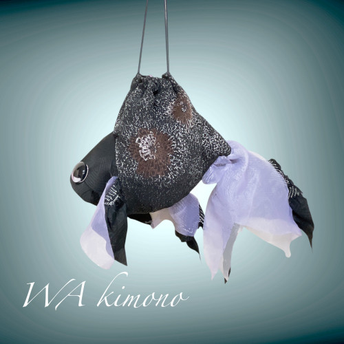 黒金魚バッグ