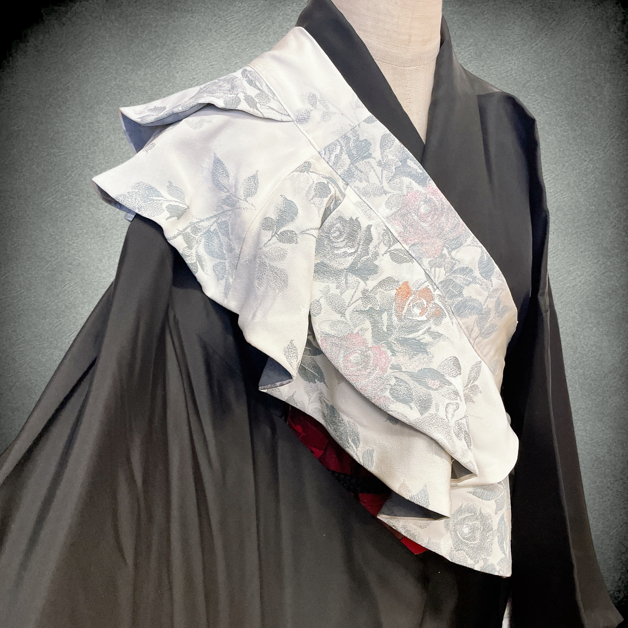 グレー花柄フリルサッシュベルト 