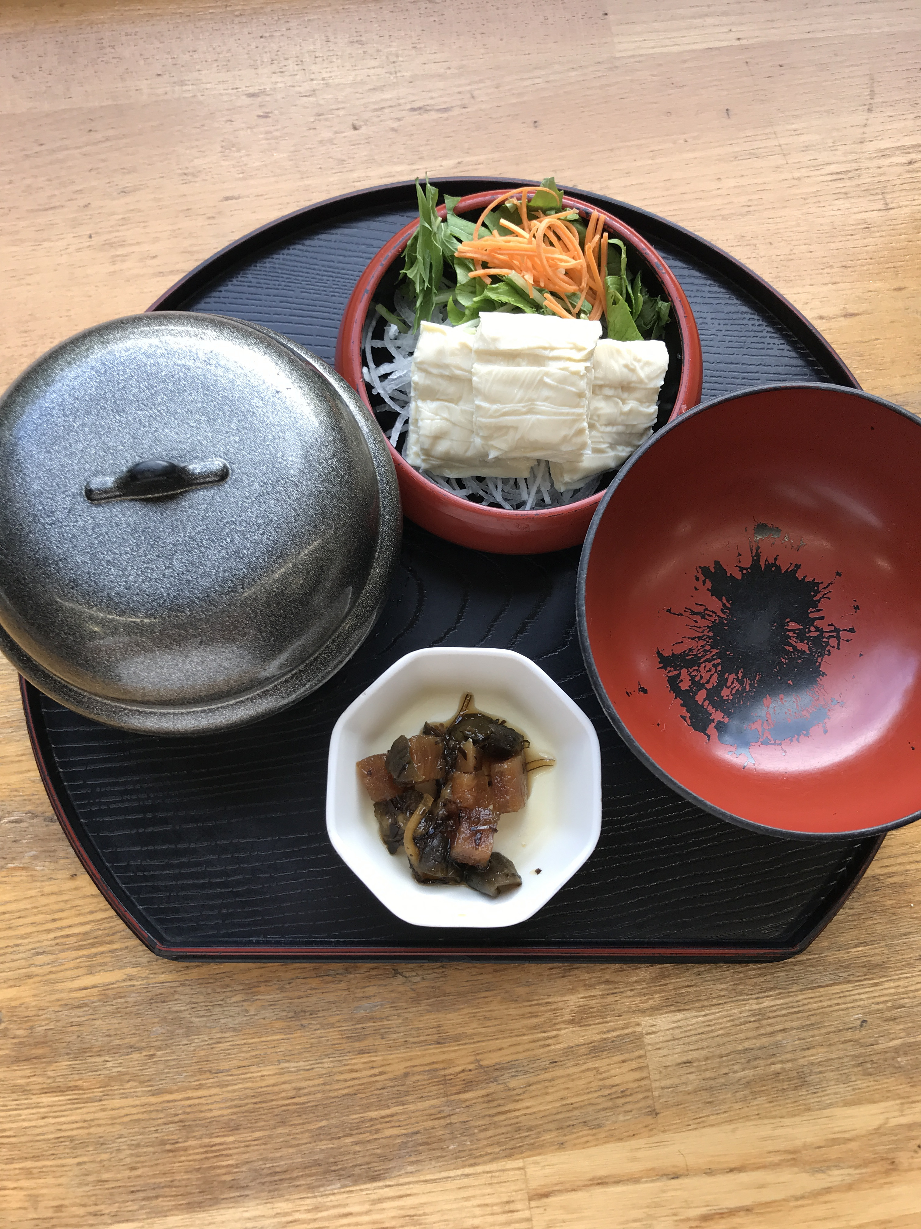 C定食（白飯＋ゆば刺身セット＋味噌汁）