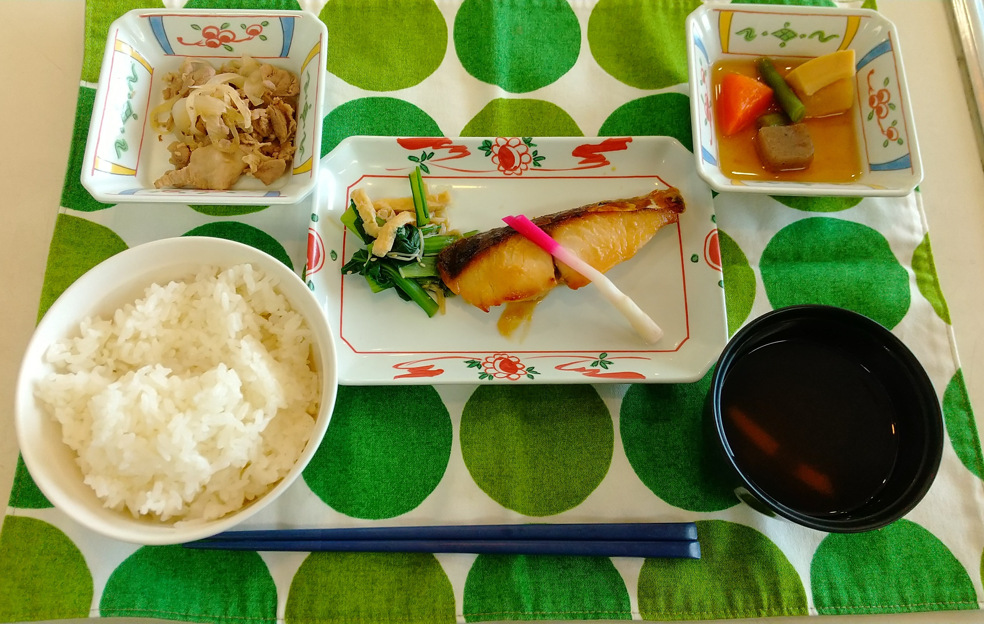 4月10日の給食