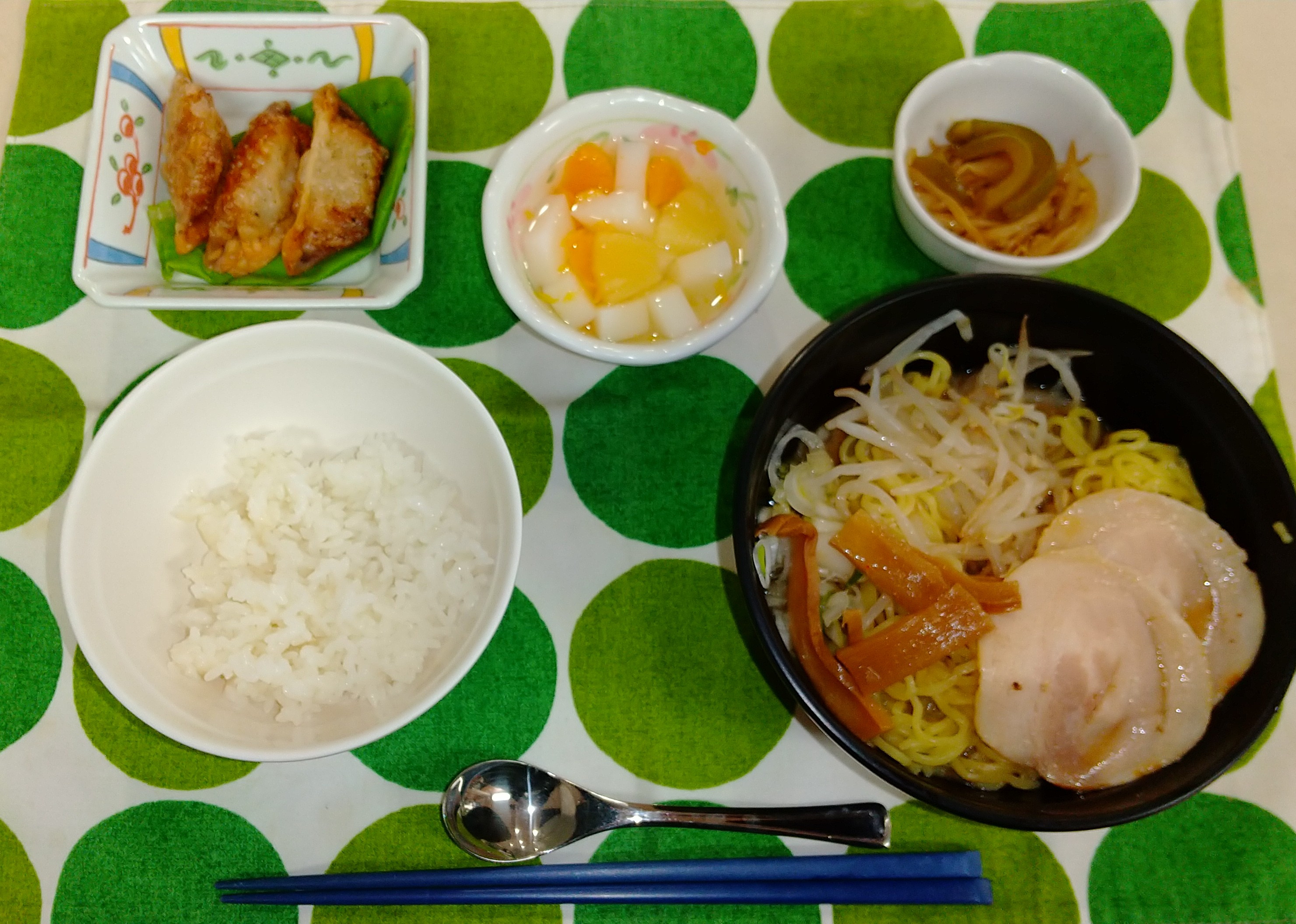 11月23日の給食