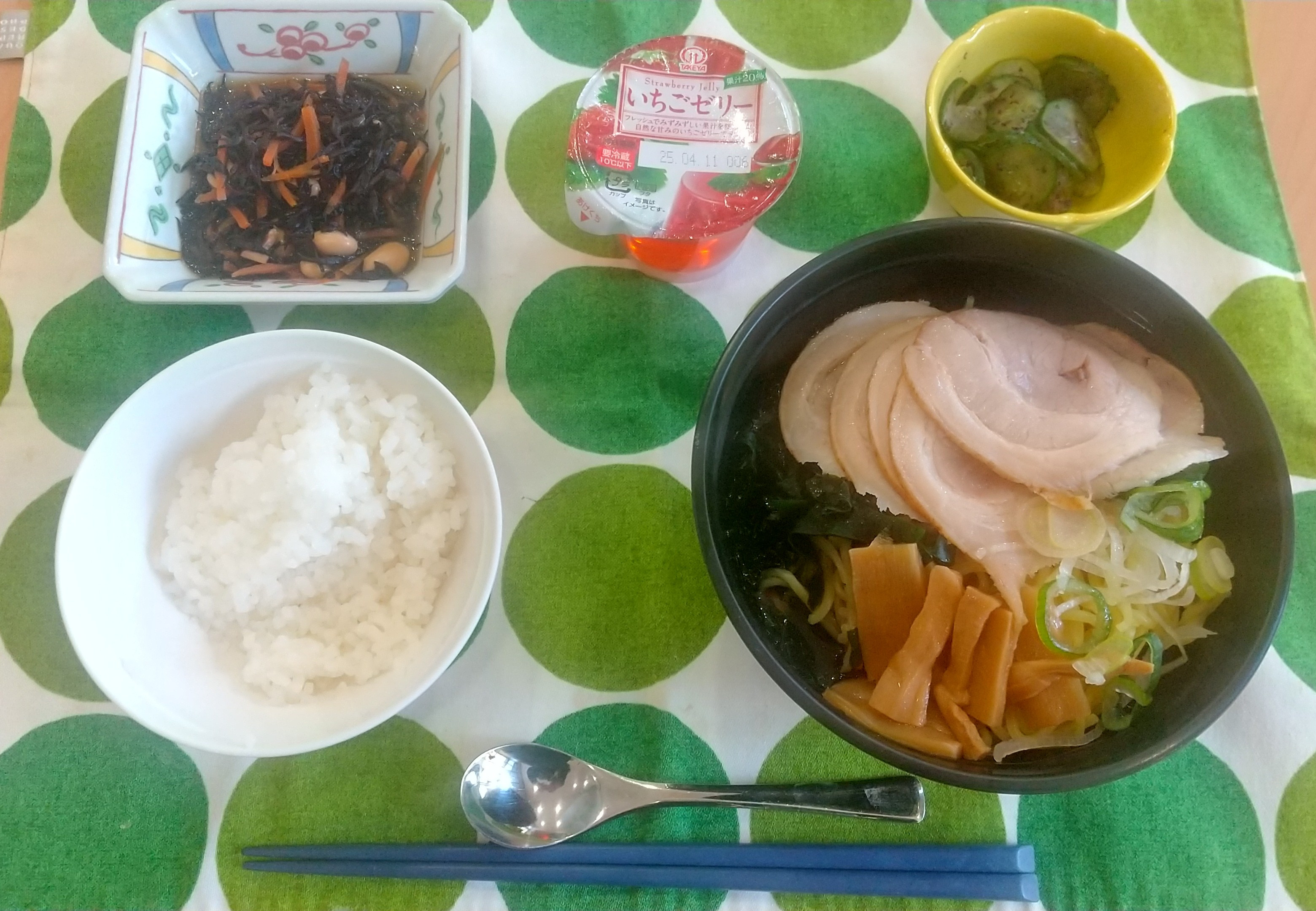 3月1日の給食