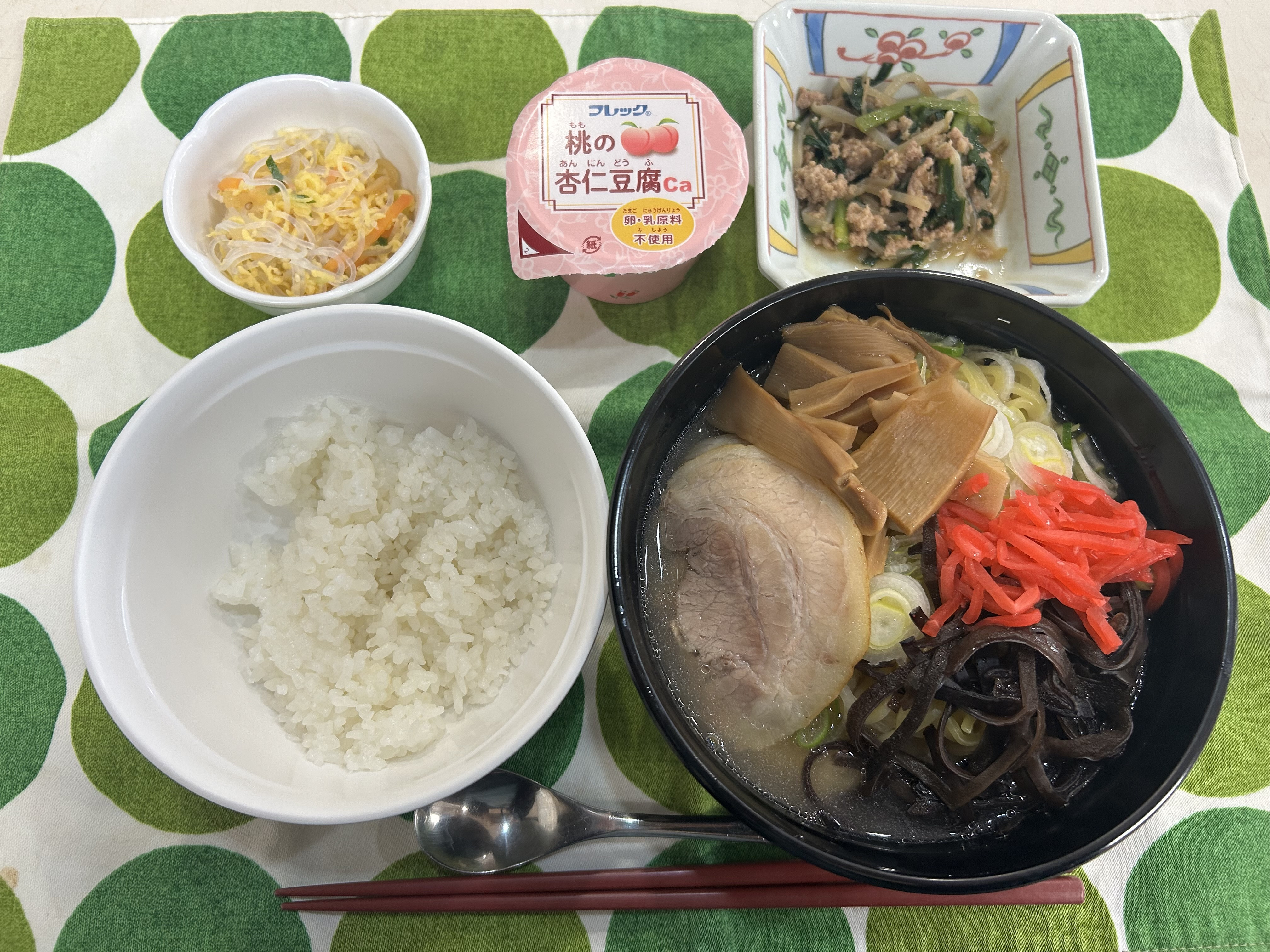 3月8日の給食