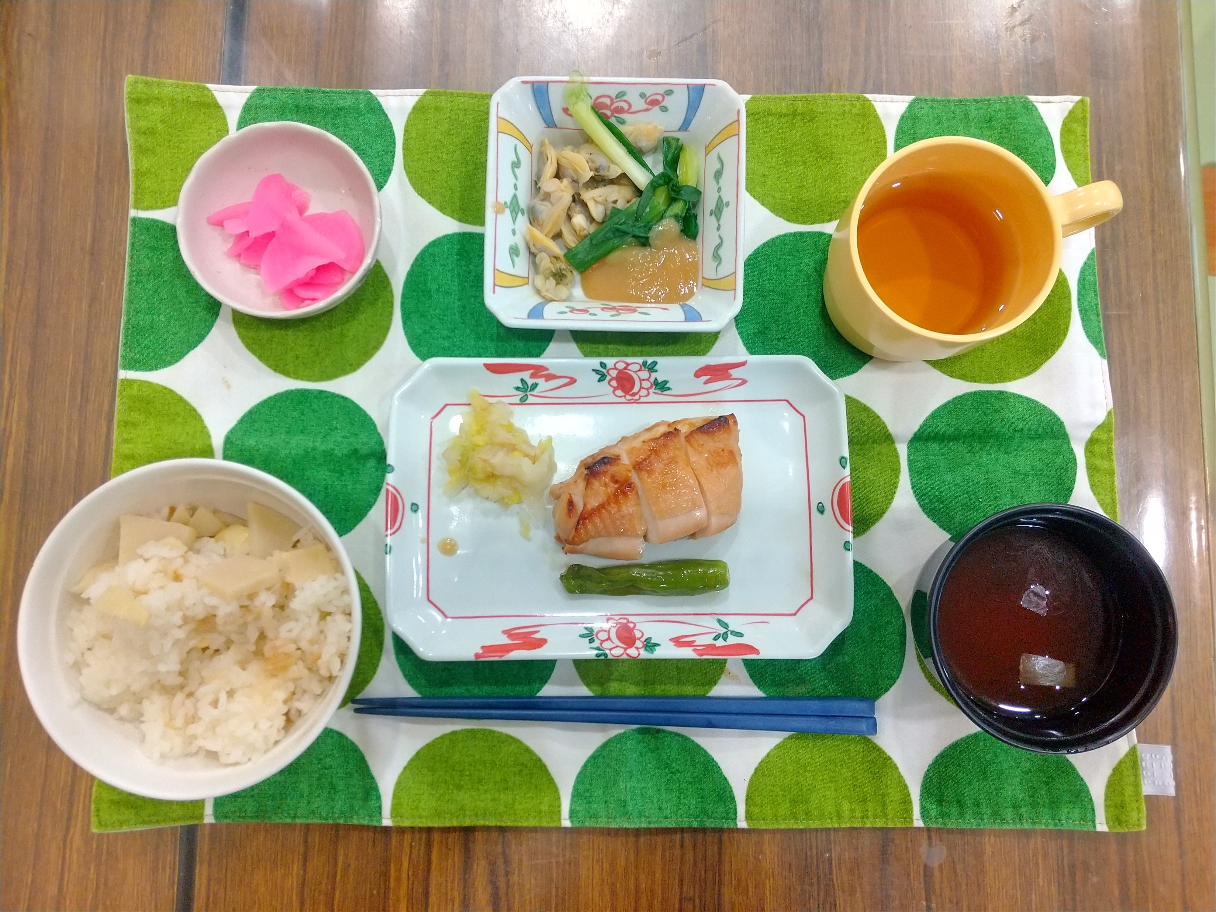 4月9日の昼食