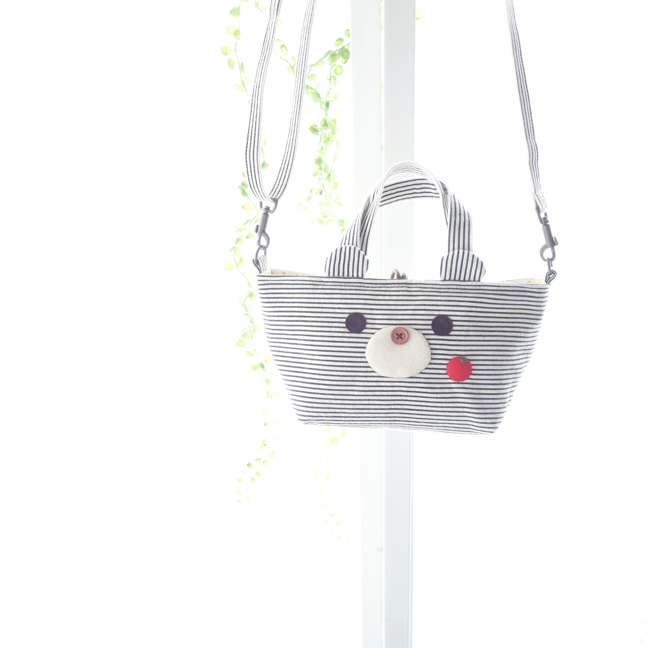 いつもいっしょに♪ふんわりくまさんポシェット