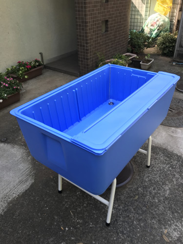 お祭りなどで冷えたお飲み物をお届け致します。
