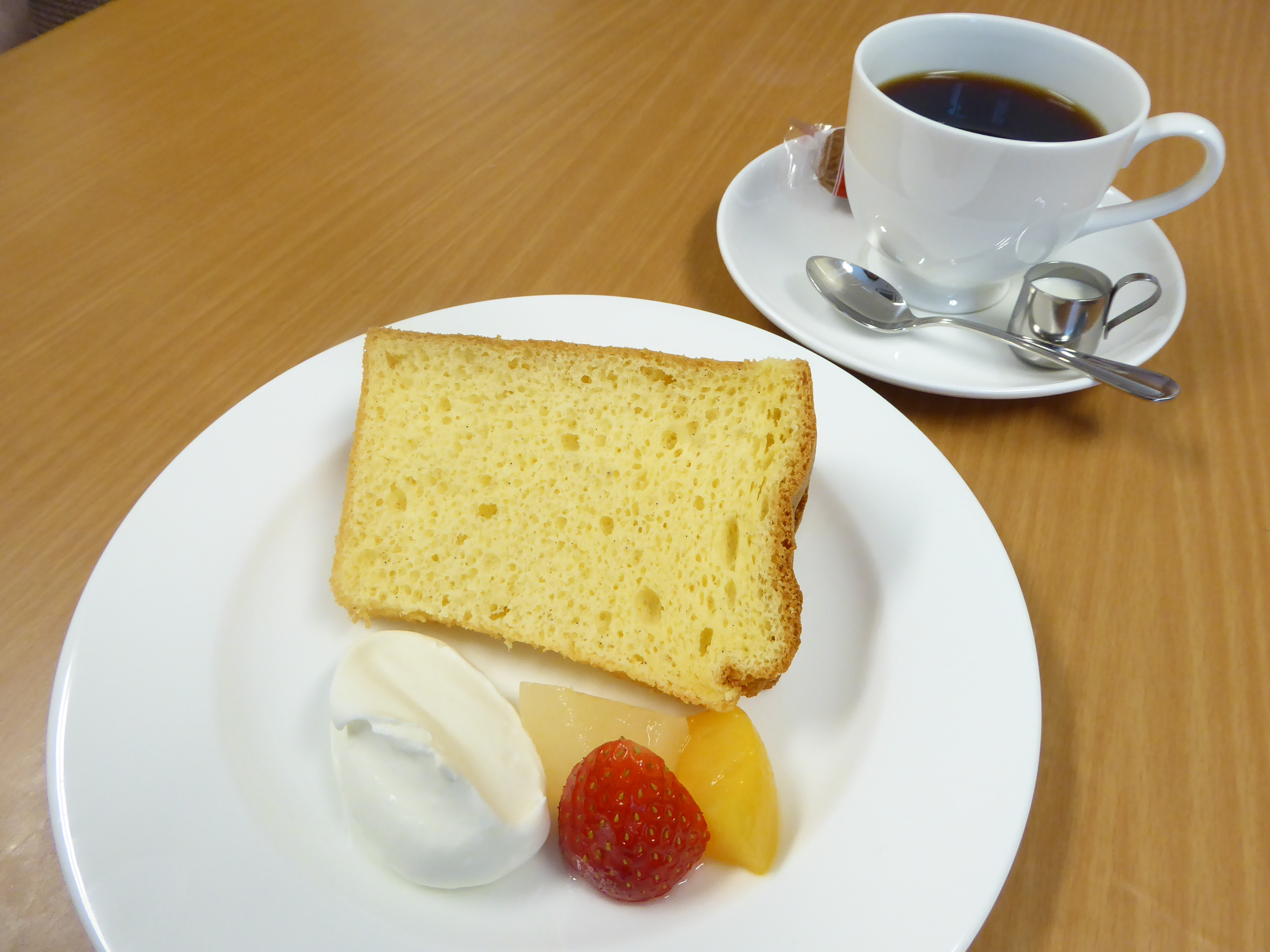 カフェ営業します