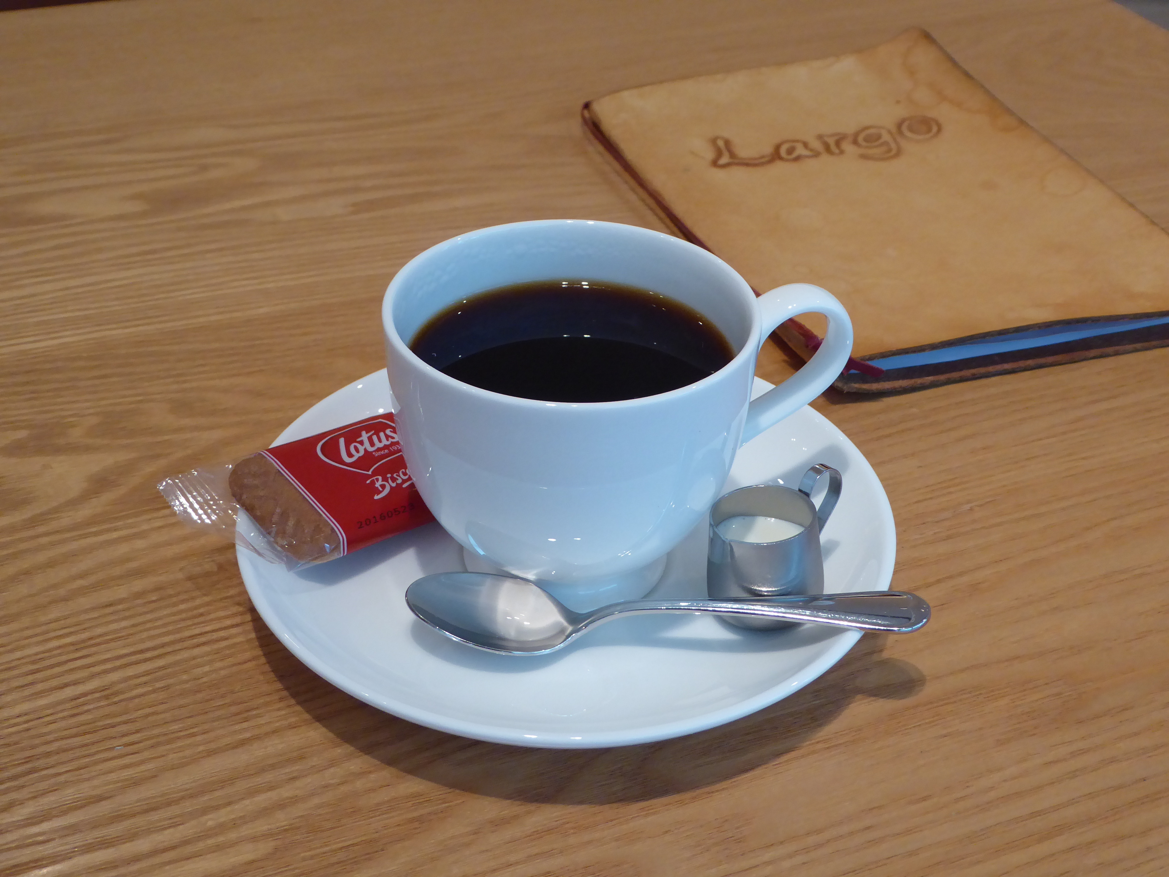 カフェ営業します