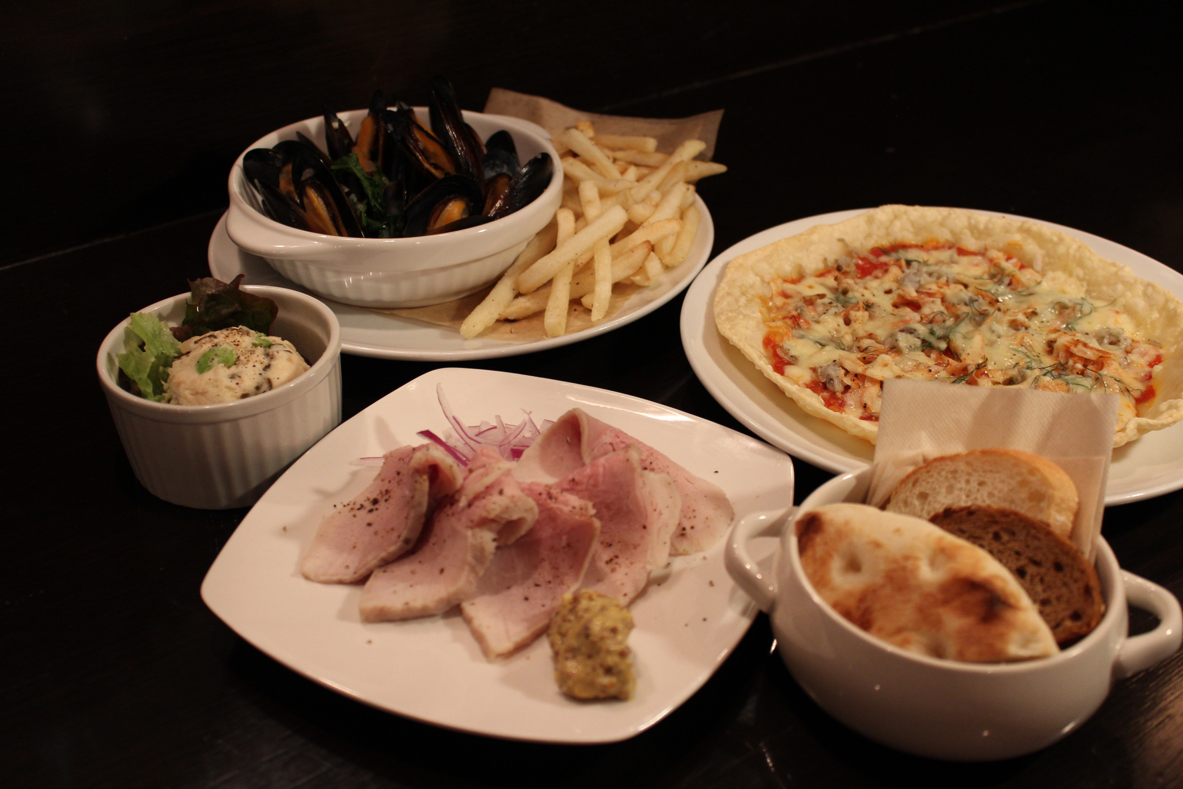 シェフこだわりの食事はどれも絶品！