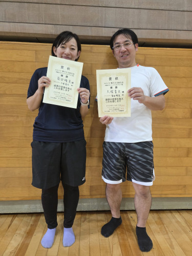 2025.10.5(日)第532回大会《初級SSミックス》ダブルス戦  優勝 大塚さん・菊田さんペア