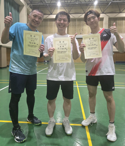 2026.6.21(日)第607回大会《オープン》シングルス戦  優勝 照沼さん、第2位 森谷さん、第3位 福田さん
