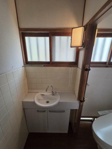 トイレ手洗い.png