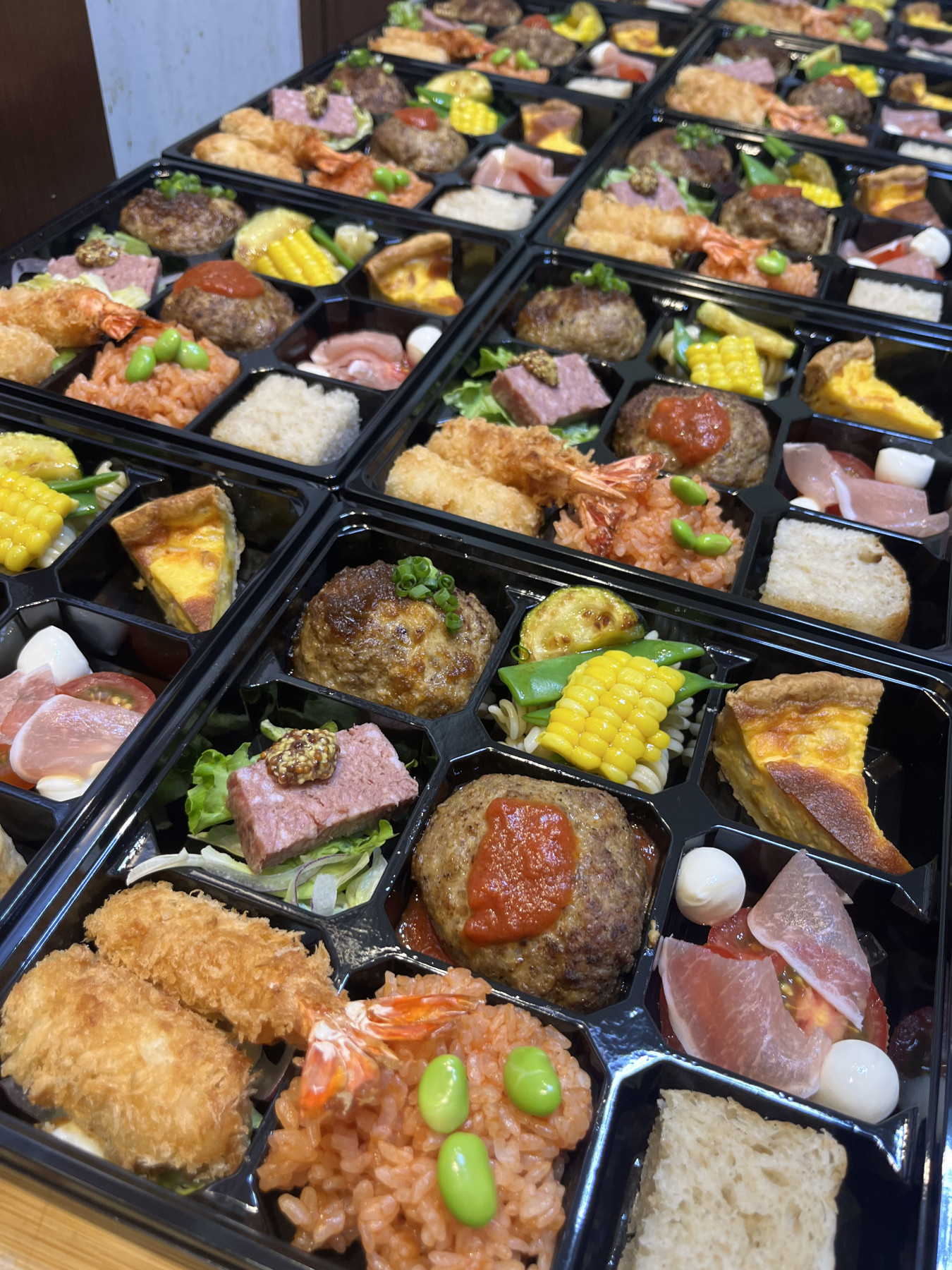 御予約弁当　《11:30〜14:30／15:00〜18:00》の写真