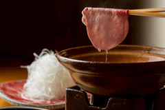 ◆ 全コース共通 ／ 裏名物『牛たんしゃぶ』 ＠2500 (2人前より追加可）◆の写真