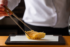 楠 / くす ◆ より贅沢な「天ぷら」を楽しめる大切な方とのお祝いやご接待にも最適なコース