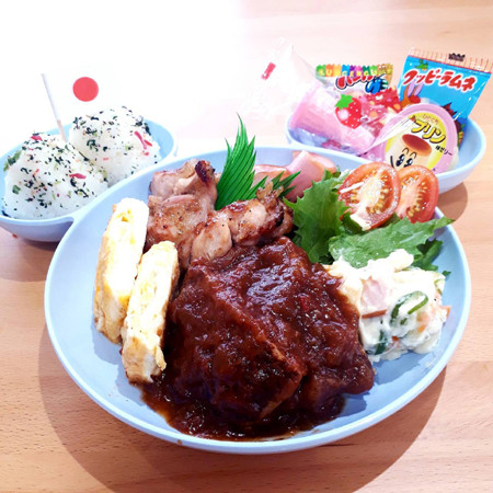 お子様ランチ　 --ジュース付き--