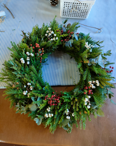 クリスマスリース作り教室開催のお知らせ