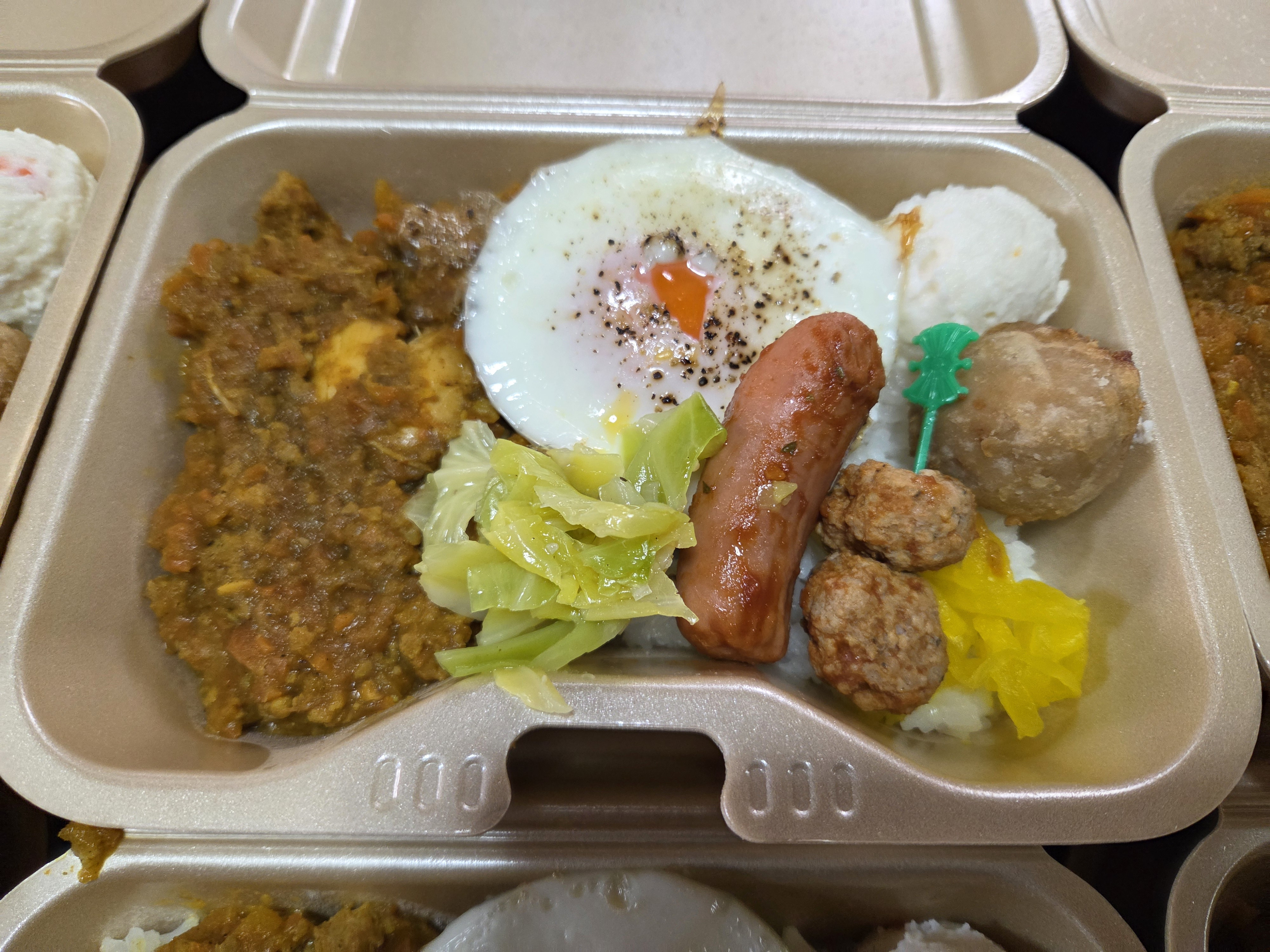 ドライカレー　4日前までのご注文をお願いいたします。