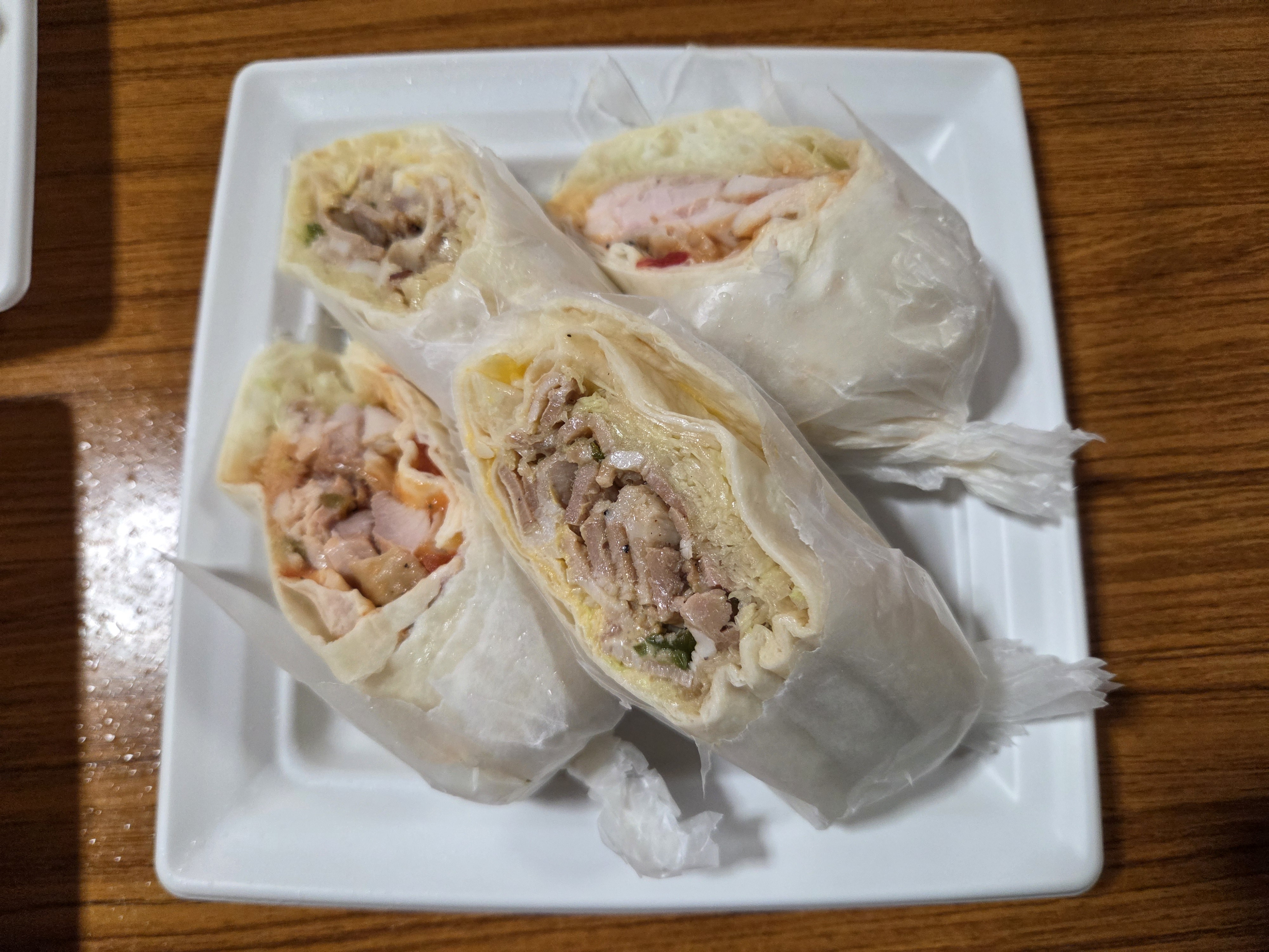 ラップサンド　864円（税込み）