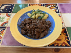 ベネツィア風鶏レバーの煮込み