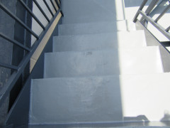 階段踏み面ウレタン防水.jpg
