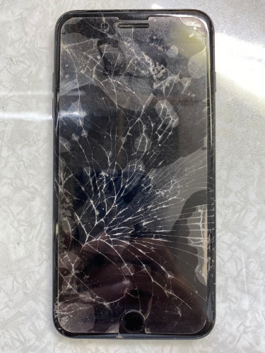 iphone7p前.jpg