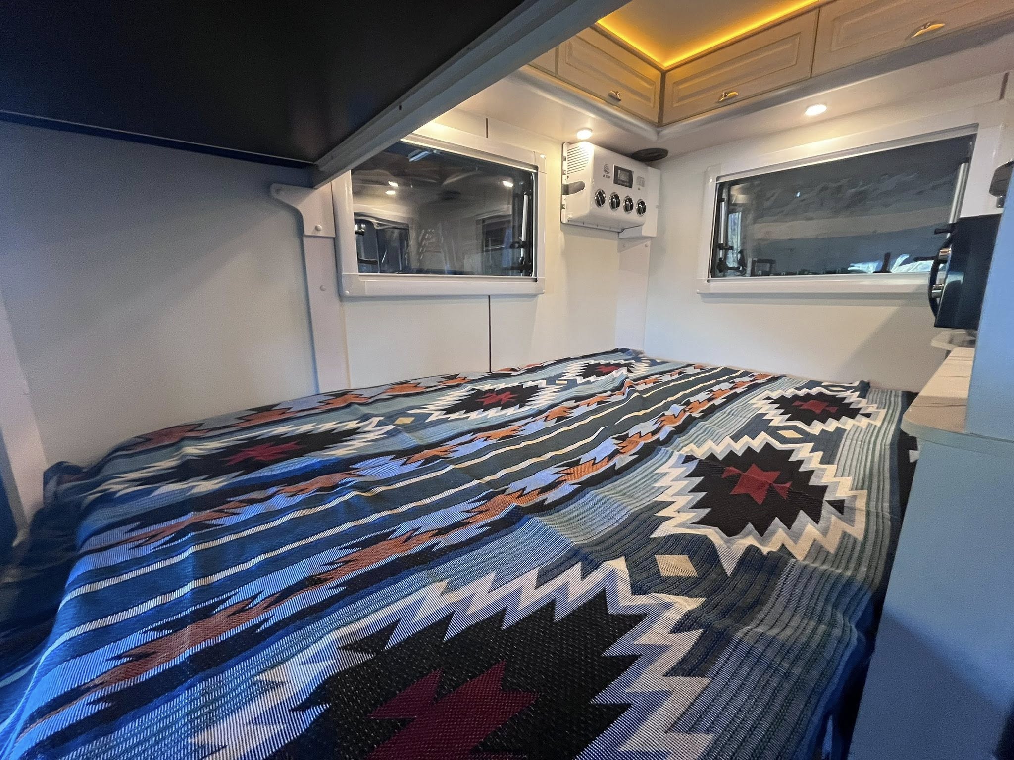 キャンピングカー宿泊体験