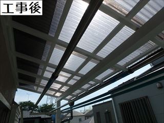 ベランダ屋根の波板交換の施工例を更新しました。