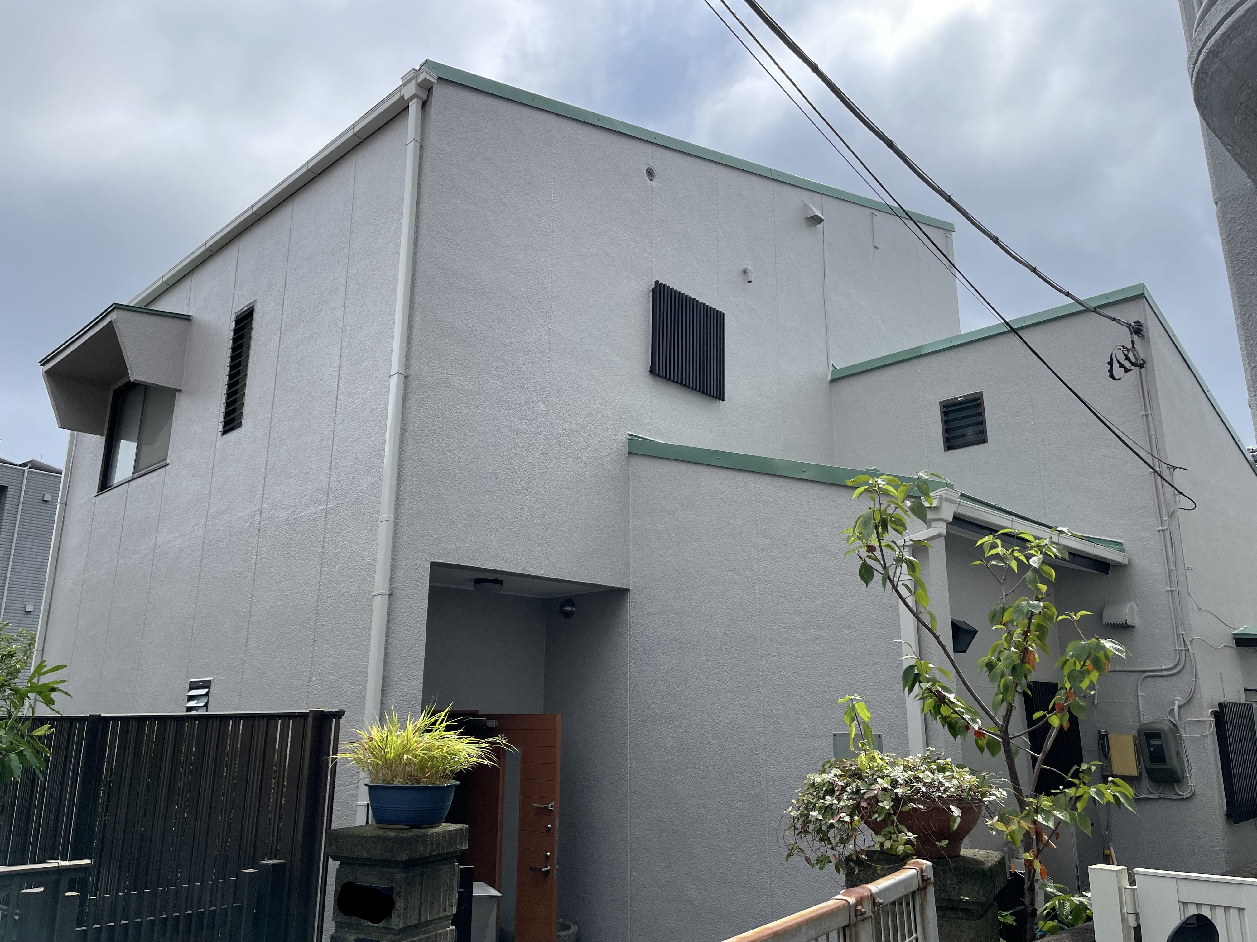 埼玉県さいたま市大宮区　築４３年　ガルバニウム鋼板　屋根塗装　外壁塗装工事