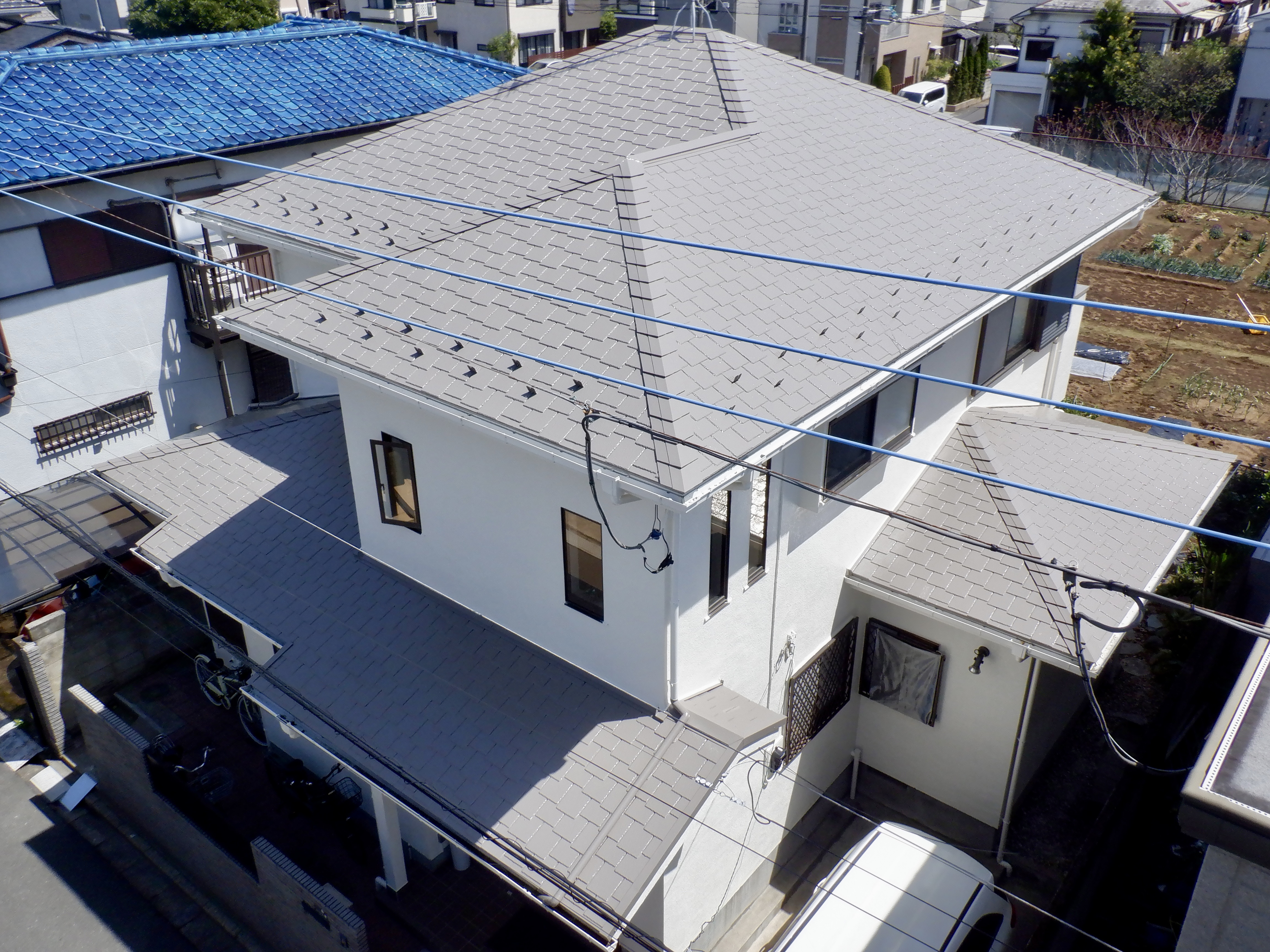 埼玉県さいたま市浦和区　築３３年　屋根無機遮熱塗装　モルタル外壁無機塗装工事とバルコニー床　FRP防水工事