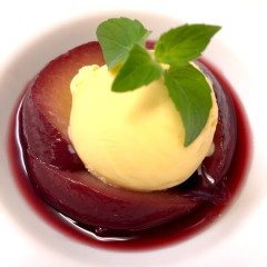 桃の赤ワイン煮...始めました🍑