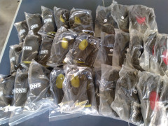 ON'S グローブ　大量入荷