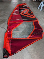 中古 25' SEVERNE BLADE 6.2㎡　入荷