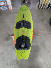 中古　25’ GOYAボード  QUAD 84L　入荷