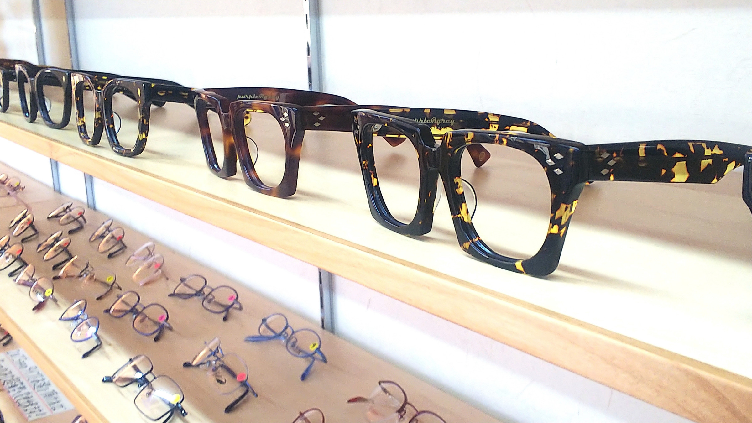 サバエオプトアウトレット 鯖江市に有るアウトレットメガネの専門店です