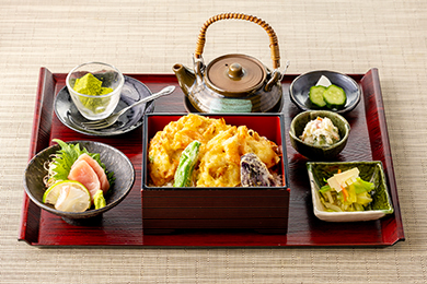 小海老と野菜のかき揚げ 出汁茶漬け