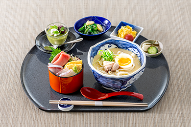 月替わり御膳（7月）小梅名物「うーめん」とミニちらし寿司御膳