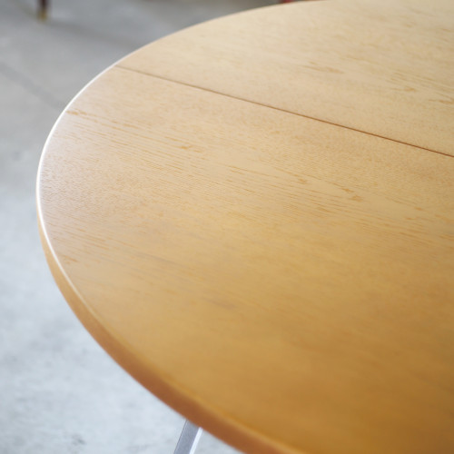 ラウンドテーブル 天板塗り直し修理