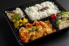 エビチリ卵とじ弁当