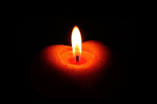 candle-1338927_640.jpg