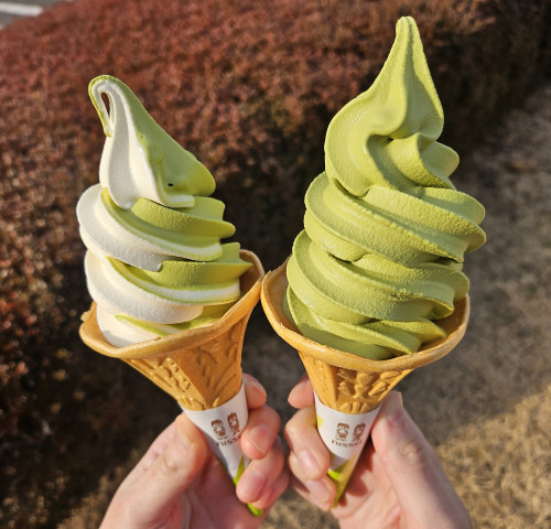 抹茶ソフトクリーム.jpg