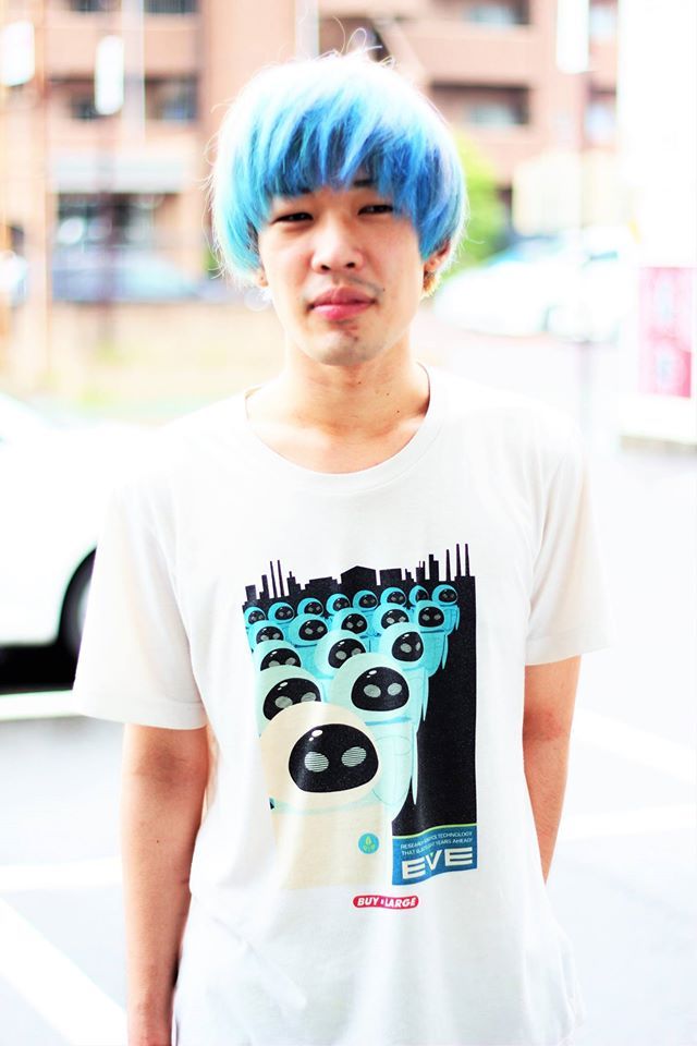 空いております。月曜日は比較的空いております！お待ちしております(*^^*)