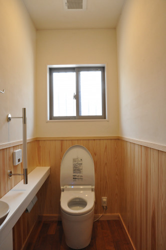一階トイレ 1.JPG
