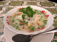 「牛スープ炊きのお粥Chao bo」(チャオボー)始めます！！！